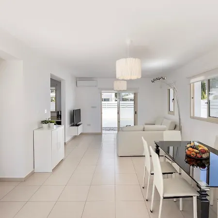 Vila Sama Palms 21 *