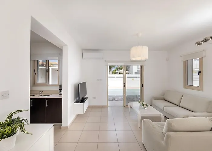 Sama Palms 21 Villa Protaras