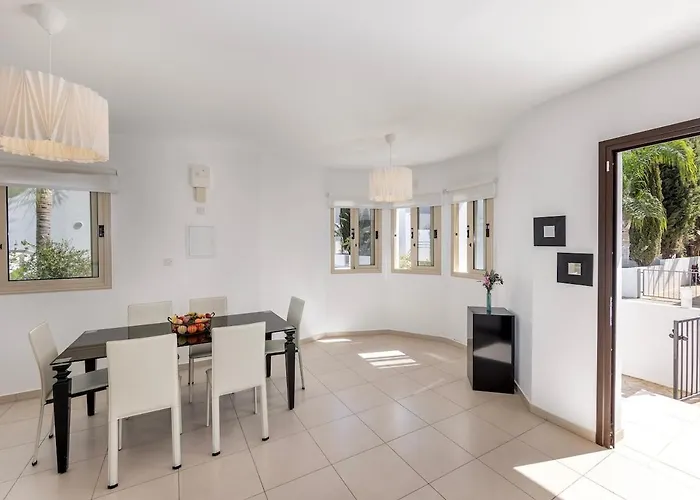 Sama Palms 21 * プロタラス